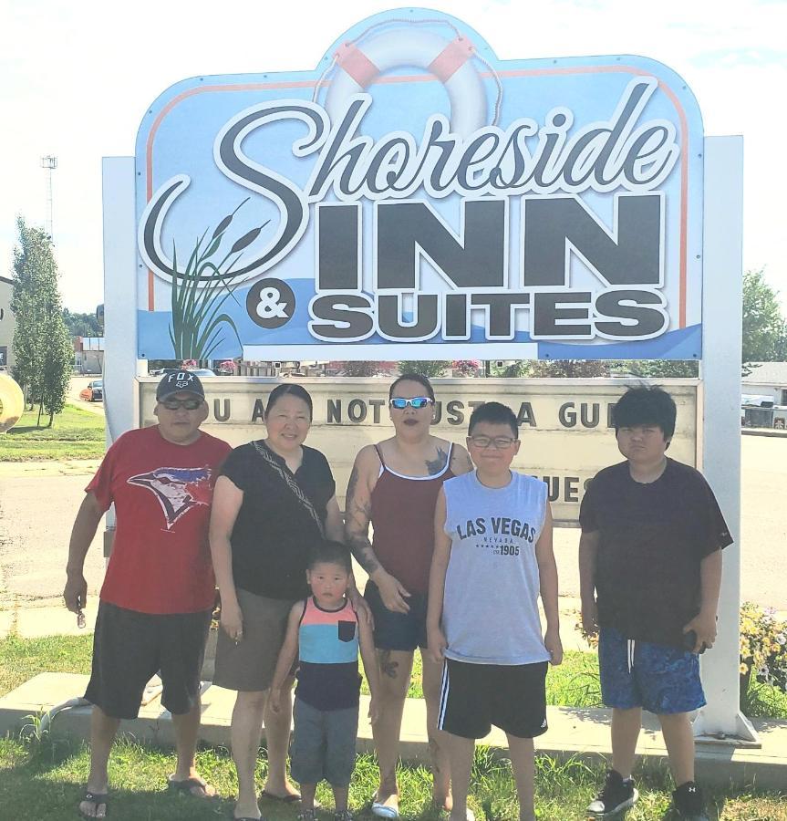 Shoreside Inn & Suites Wabamun Екстериор снимка